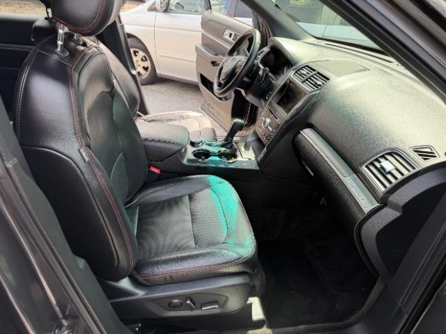 Ford Explorer Sport 4WD 2016