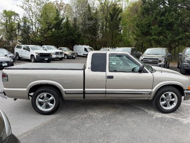 Chevrolet S10 Pickup LS Ext. Cab 2WD 2000