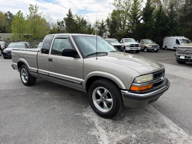 Chevrolet S10 Pickup LS Ext. Cab 2WD 2000