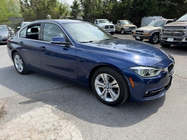 BMW 3-Series 330i xDrive SULEV Sedan 2017