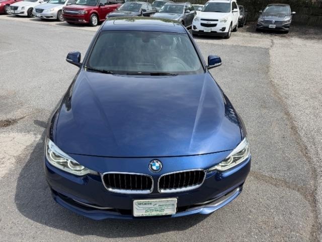 BMW 3-Series 330i xDrive SULEV Sedan 2017