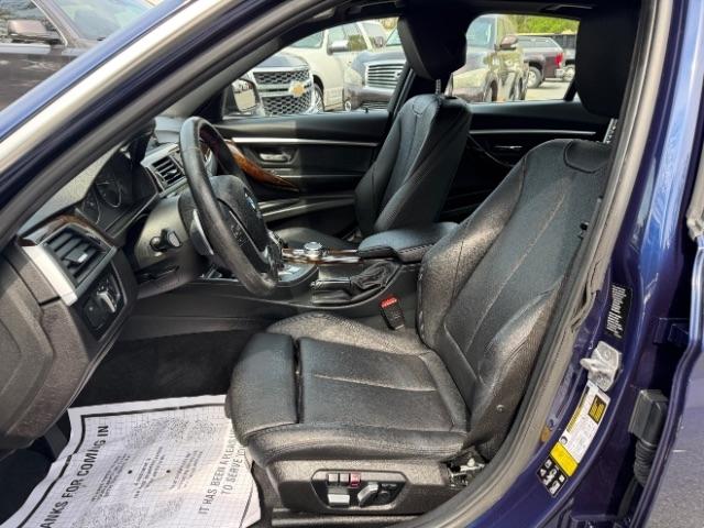 BMW 3-Series 330i xDrive SULEV Sedan 2017