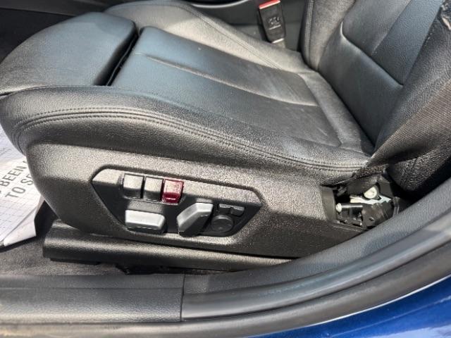 BMW 3-Series 330i xDrive SULEV Sedan 2017