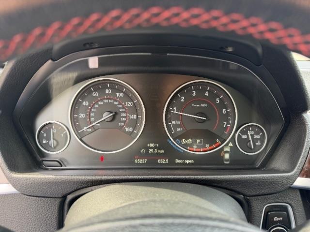 BMW 3-Series 330i xDrive SULEV Sedan 2017