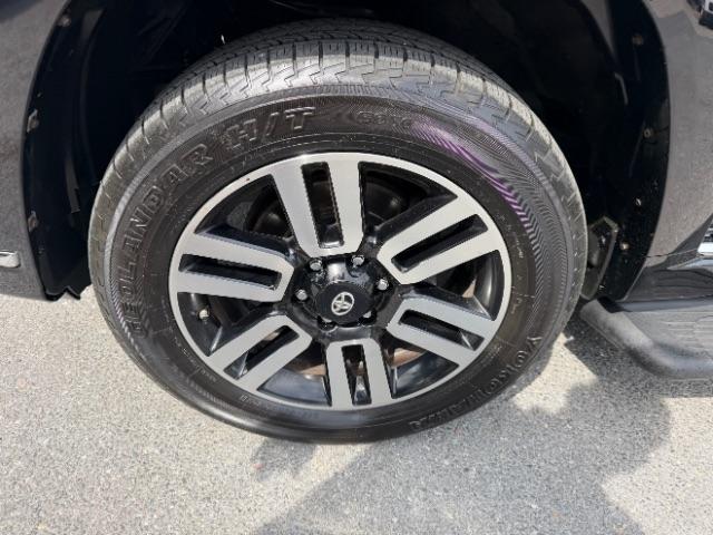 Toyota 4Runner Limited 4WD V6 2015