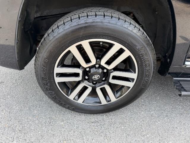 Toyota 4Runner Limited 4WD V6 2015