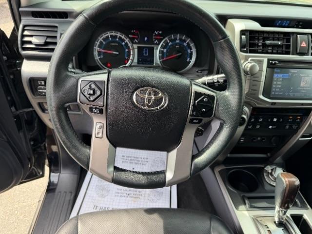 Toyota 4Runner Limited 4WD V6 2015