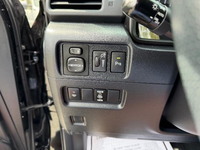 Toyota 4Runner Limited 4WD V6 2015