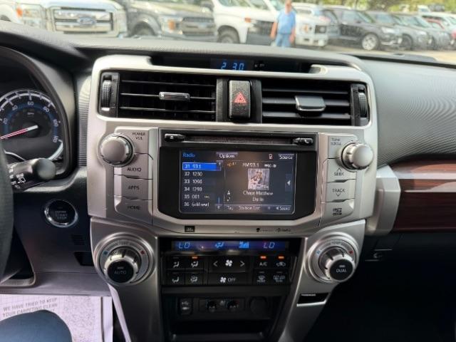 Toyota 4Runner Limited 4WD V6 2015