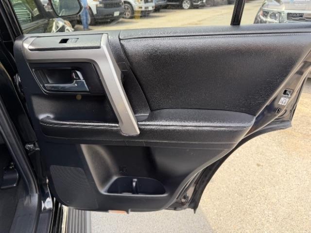 Toyota 4Runner Limited 4WD V6 2015