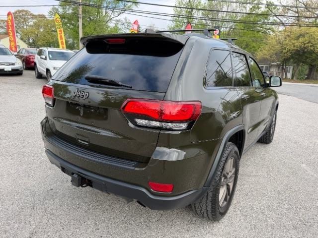 Jeep Grand Cherokee Laredo 4WD 2017