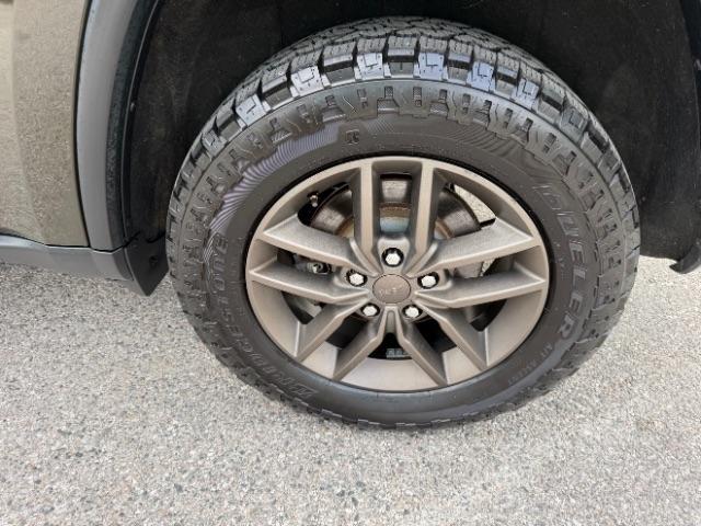 Jeep Grand Cherokee Laredo 4WD 2017