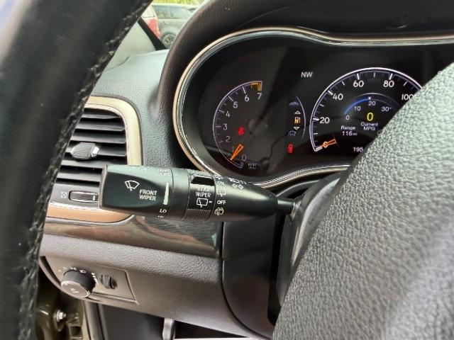 Jeep Grand Cherokee Laredo 4WD 2017