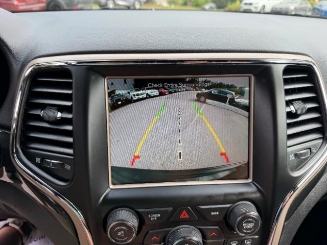 Jeep Grand Cherokee Laredo 4WD 2017