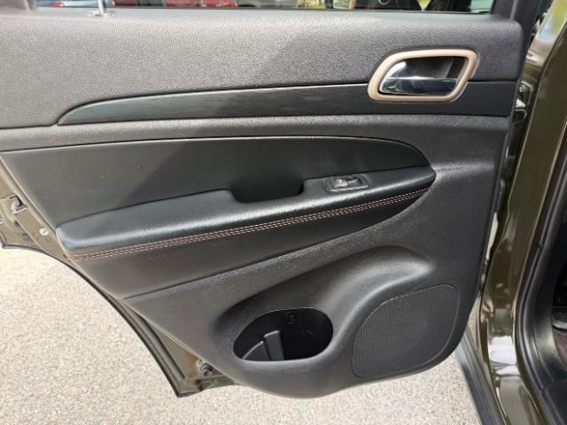 Jeep Grand Cherokee Laredo 4WD 2017