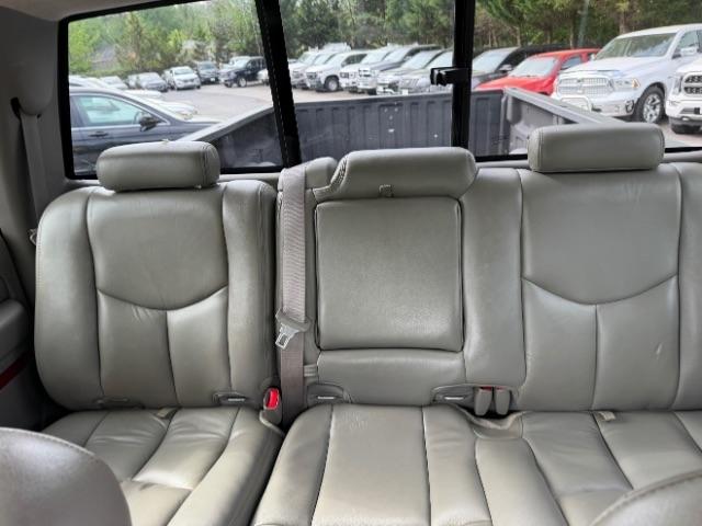 Chevrolet Silverado 3500 LT Crew Cab 4WD DRW 2005