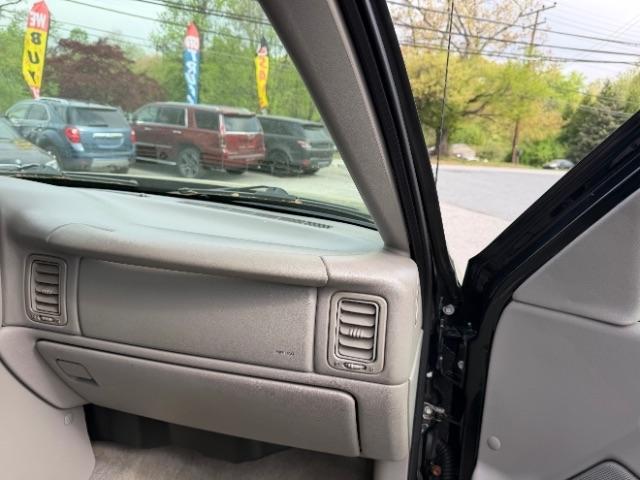 Chevrolet Silverado 3500 LT Crew Cab 4WD DRW 2005