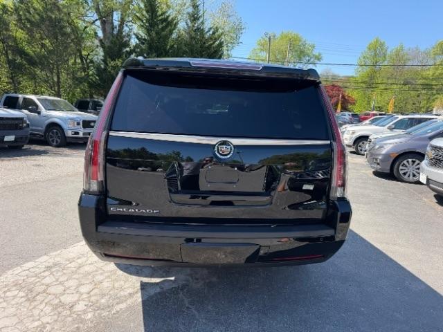 Cadillac Escalade ESV Premium 4WD 2015