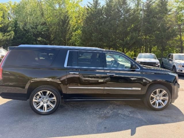 Cadillac Escalade ESV Premium 4WD 2015