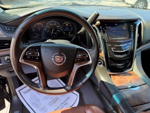 Cadillac Escalade ESV Premium 4WD 2015