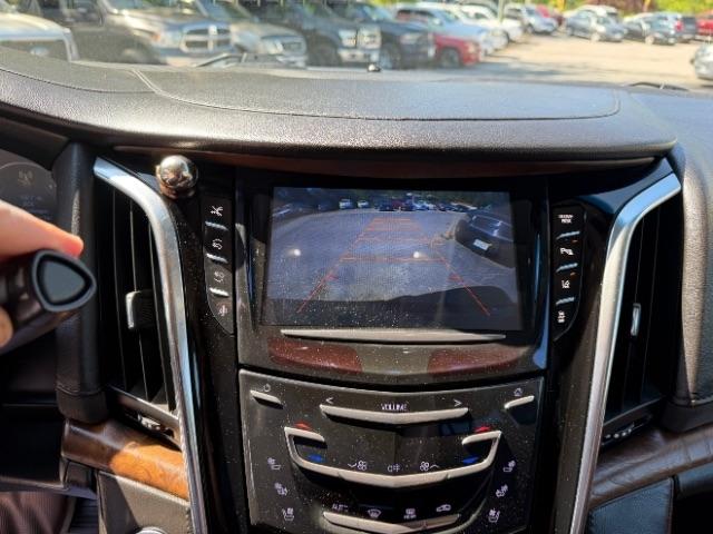 Cadillac Escalade ESV Premium 4WD 2015