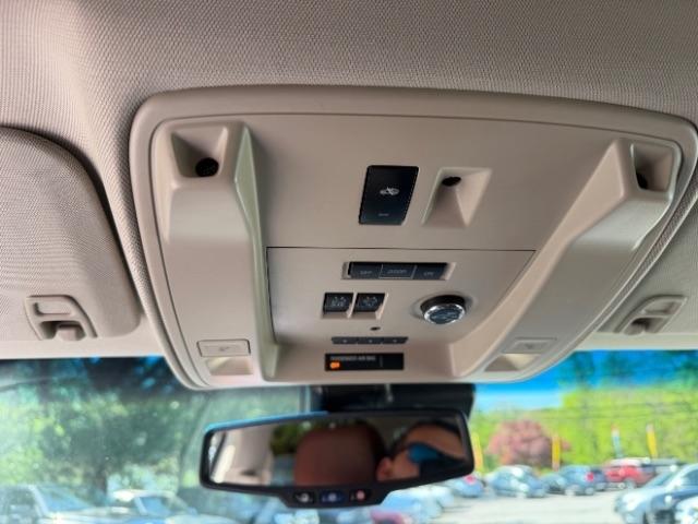 Cadillac Escalade ESV Premium 4WD 2015