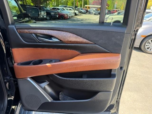 Cadillac Escalade ESV Premium 4WD 2015