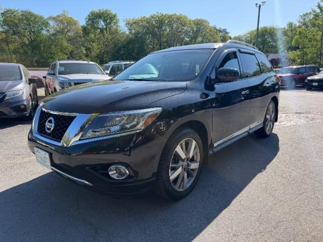 Nissan Pathfinder Platinum 4WD 2016