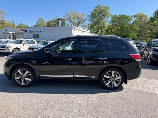 Nissan Pathfinder Platinum 4WD 2016