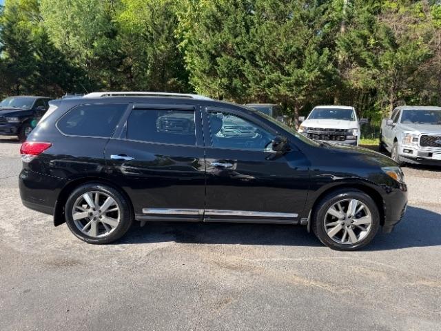 Nissan Pathfinder Platinum 4WD 2016