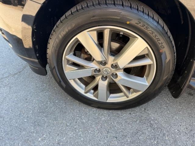 Nissan Pathfinder Platinum 4WD 2016