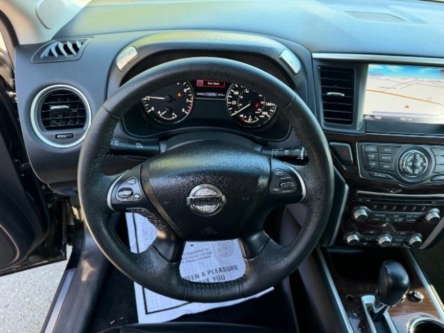 Nissan Pathfinder Platinum 4WD 2016