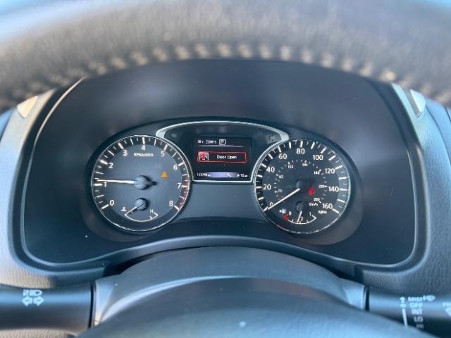 Nissan Pathfinder Platinum 4WD 2016