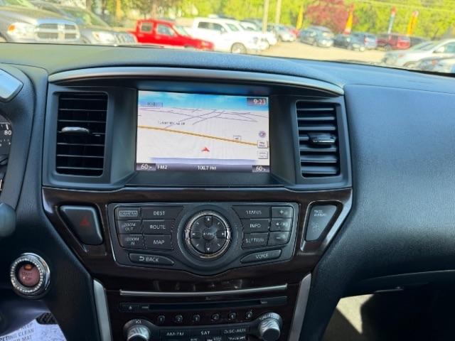 Nissan Pathfinder Platinum 4WD 2016