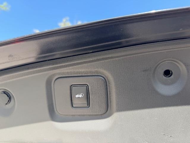 Nissan Pathfinder Platinum 4WD 2016