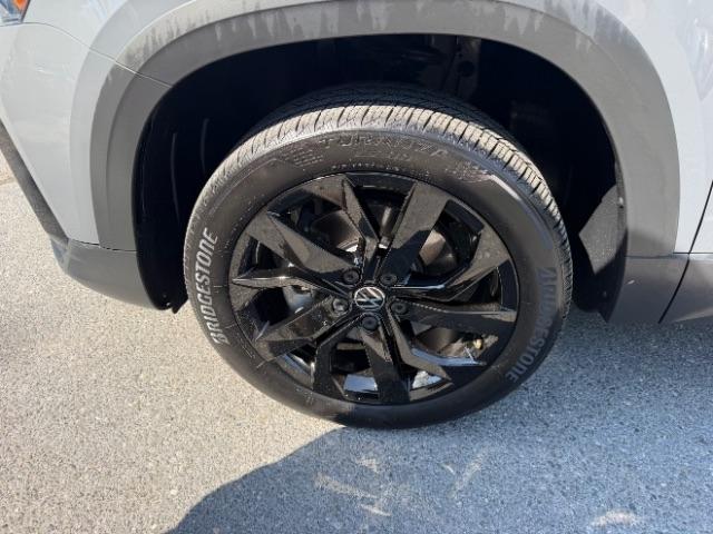 Volkswagen Taos Comfortline 2024