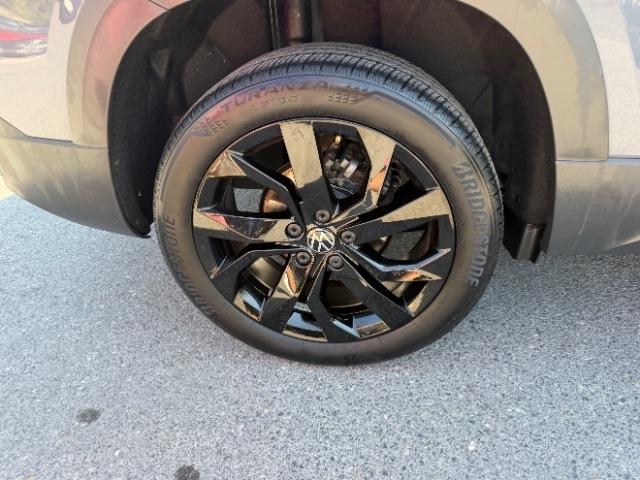 Volkswagen Taos Comfortline 2024