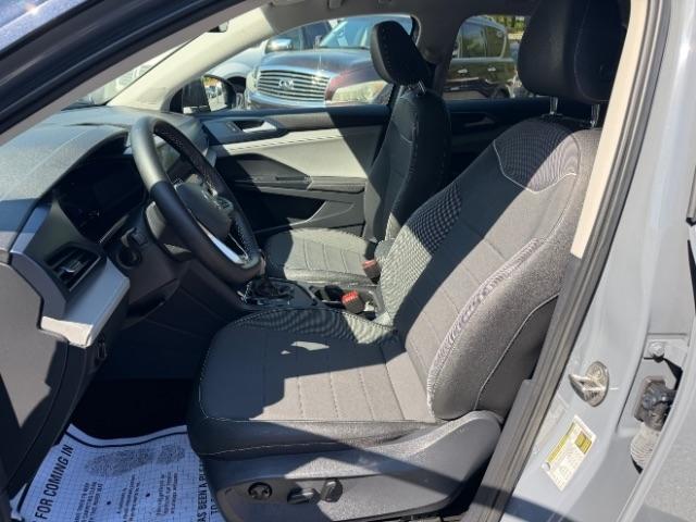 Volkswagen Taos Comfortline 2024