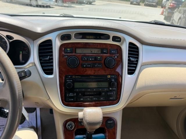 Toyota Highlander Limited V6 4WD 2006