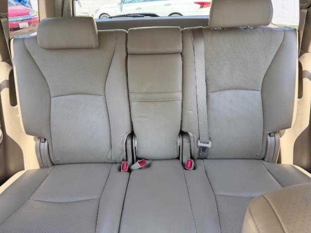 Toyota Highlander Limited V6 4WD 2006