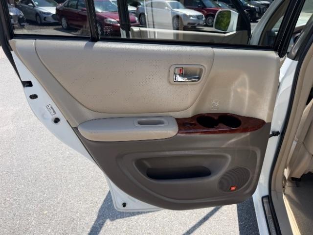 Toyota Highlander Limited V6 4WD 2006