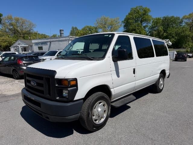 Ford Econoline E-350 XL Super Duty 2008