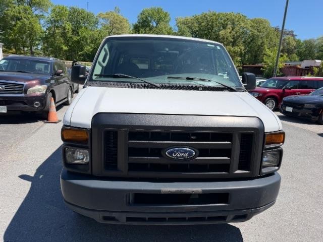Ford Econoline E-350 XL Super Duty 2008