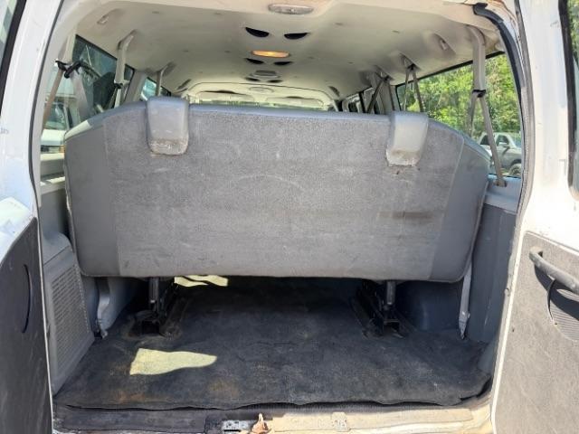 Ford Econoline E-350 XL Super Duty 2008