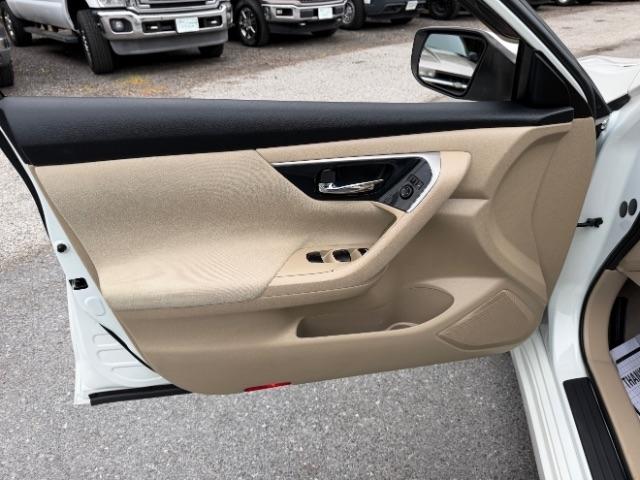 Nissan Altima 2.5 SV 2014