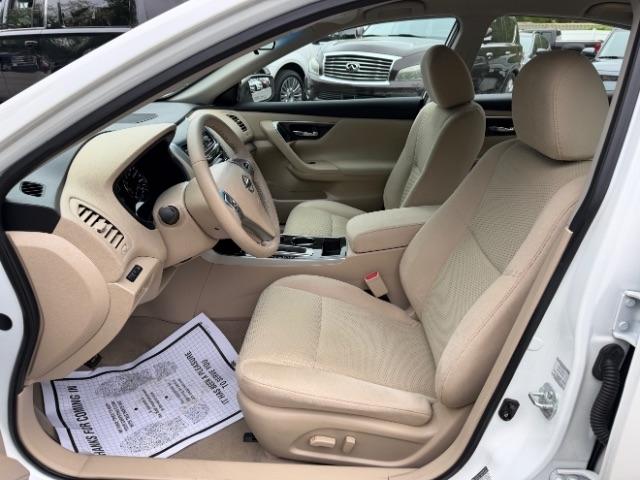 Nissan Altima 2.5 SV 2014