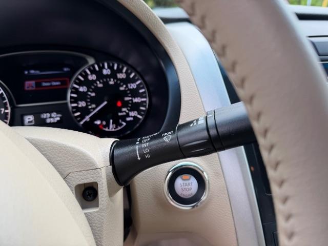 Nissan Altima 2.5 SV 2014