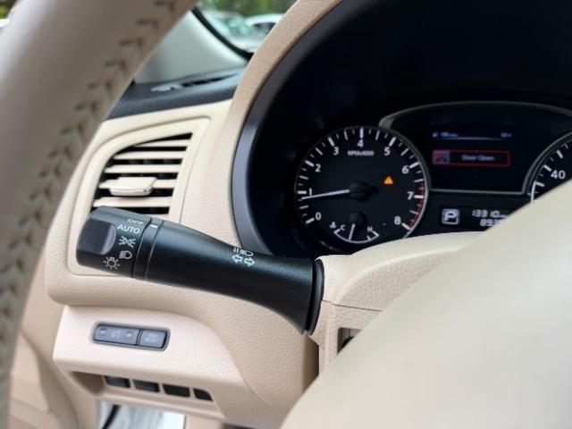 Nissan Altima 2.5 SV 2014