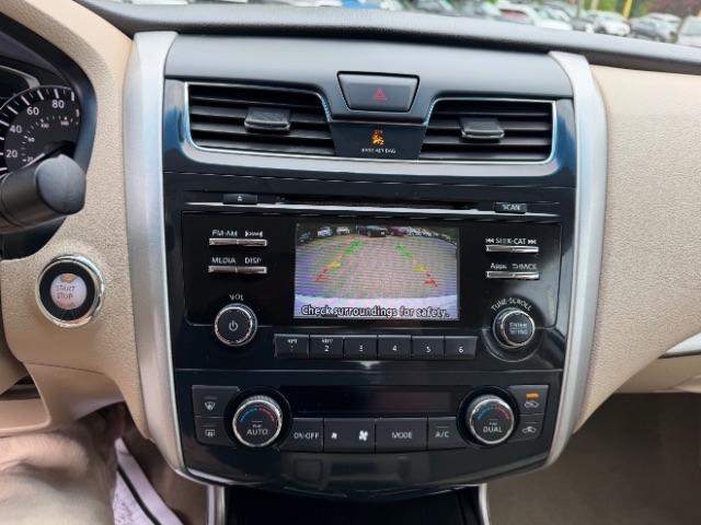 Nissan Altima 2.5 SV 2014