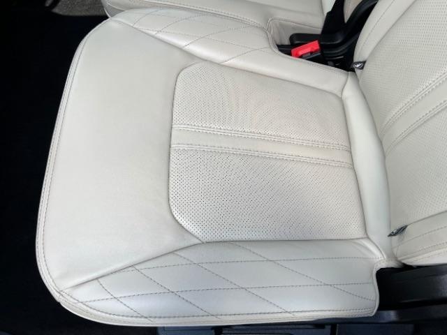 Ford Expedition Platinum 4WD 2020